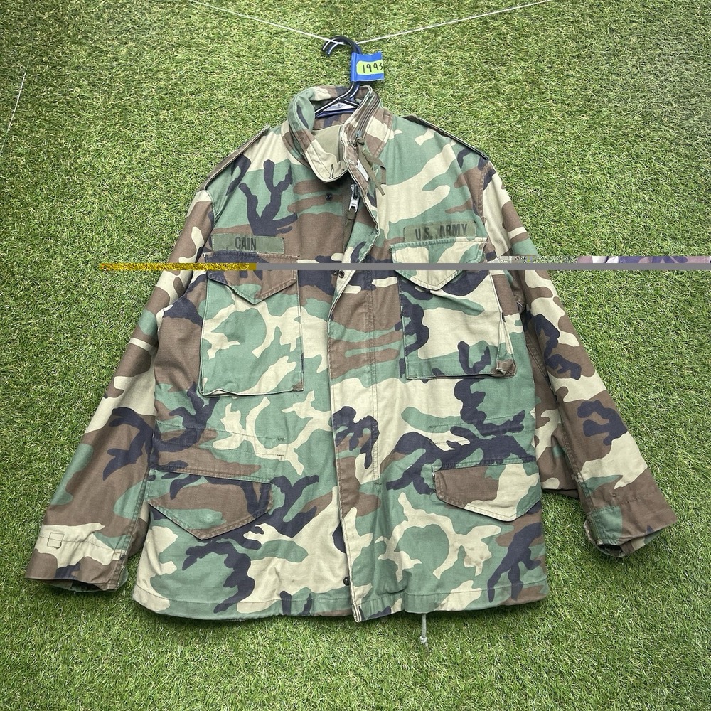 US Army Jacket Mens Medium Short M65 Woodland Camo Field Coat Cold Weather Hunt